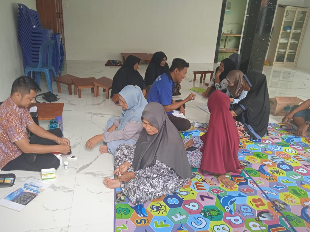 Sosialisasi & pengobatan gratis