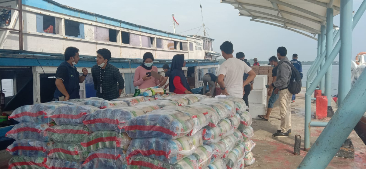 pembagian pangan bersubsidi