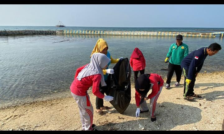 Kerja Bakti Di Gusung Klanceng