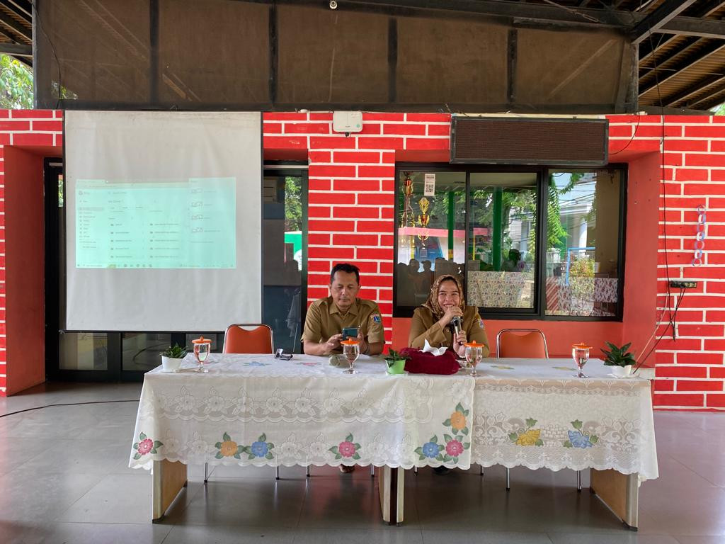 Sosialisai Penerapan Program Kampung Iklim Dalam Pembangunan Berkelanjutan Di Wilayah Kelurahaan Petojo Utara
