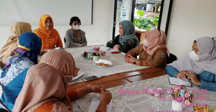 Rapat Koordinasi Ketua Tp PKK Kec. Gambir dan Kasatpel PPAPP Kec. Gambir dalam acara persiapan kunjungan TP PKK Kota JP