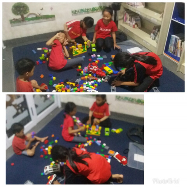 Latihan menyusun Lego