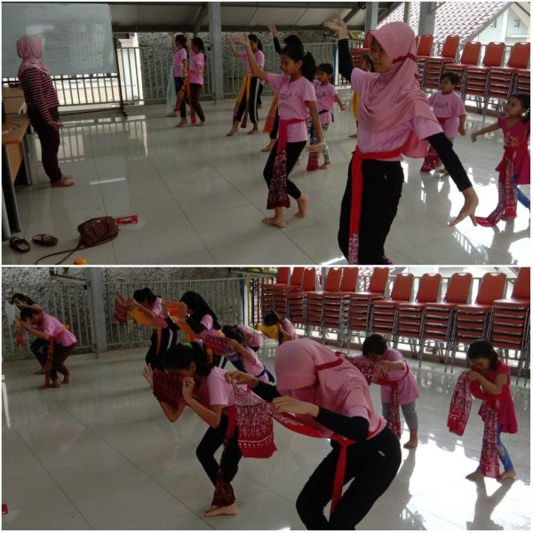 Latihan tari anak-anak sekitar Rptra Beringin