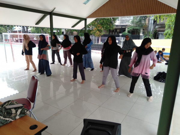 Latihan Menari SMA Man 3