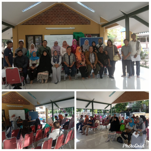 Rapat koperasi warga Rw 01