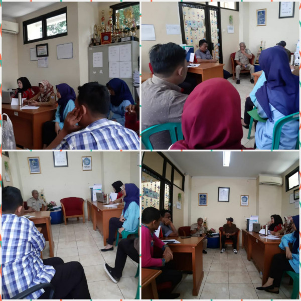 Rapat konsolidasi mengenai perencanaan desk audit, pra muskel dan muskel Kelurahan Cempaka Putih Timur 