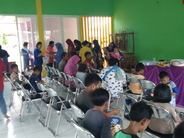 Baksos Makan Siang Bersama