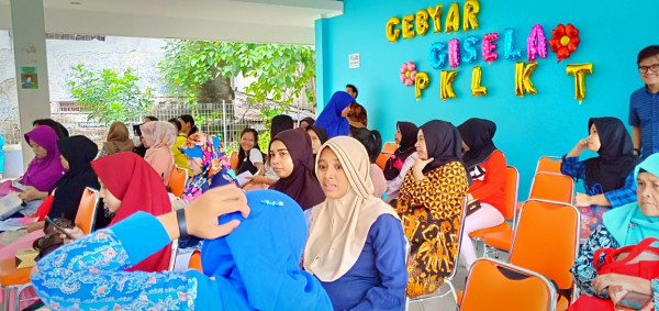 Penyuluhan dan Pemeriksaan gigi sehat lahiran aman