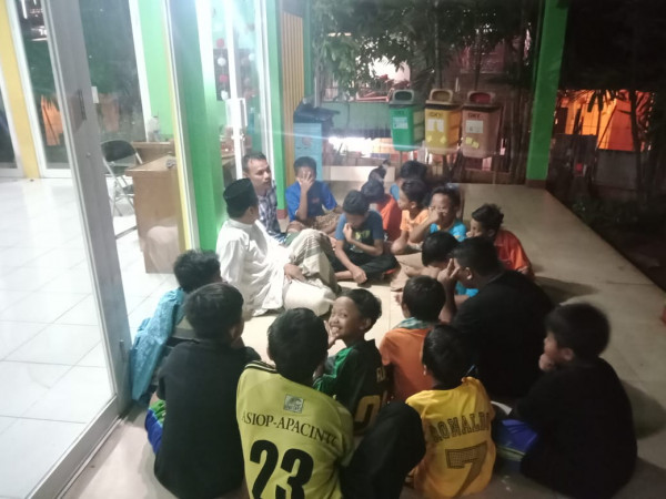RAPAT PERSIAPAN TOURNAMENT FUTSAL  REMAJA RW 007