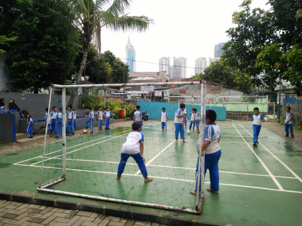 bermain futsal