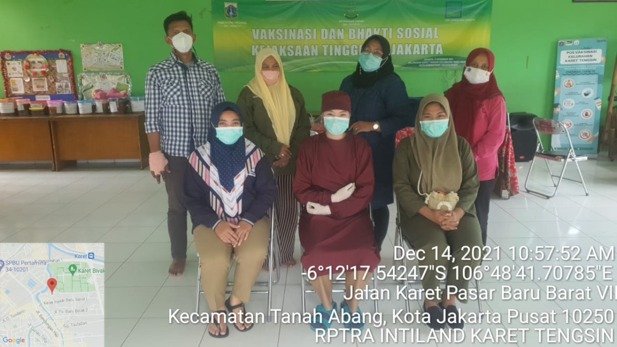 team nakes PKM Kecamatan tanah Abang dan Pengelola RPTRA (admin vaksin)