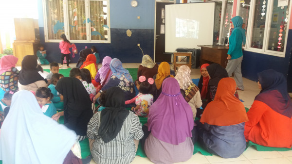 Nobar (Nonton Bareng) Bincang Ibu kota Fery Farhati " mengenai Ajang apresiasi wanita kreatif