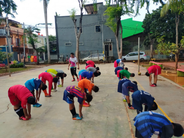 LATIHAN FUTSAL DISPORA