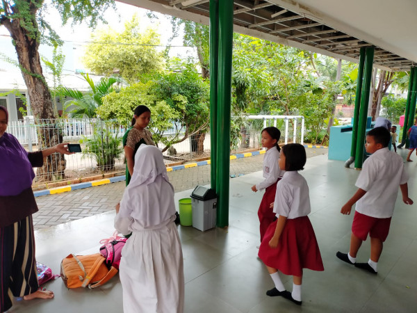 LATIHAN MENARI SDN 05 SUNTER JAYA