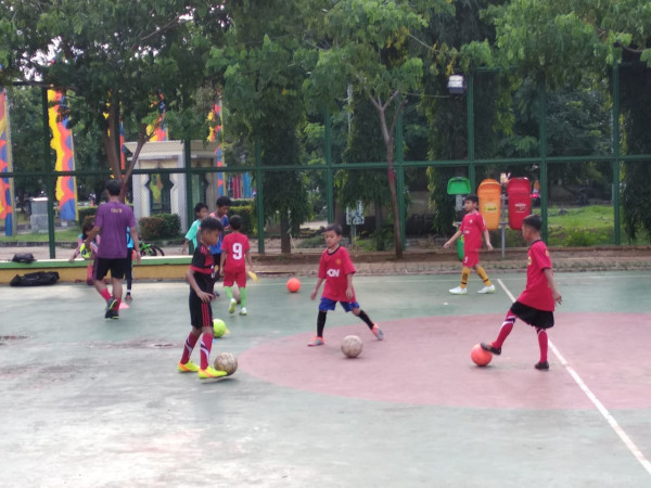 Latihan Futsal RW 017