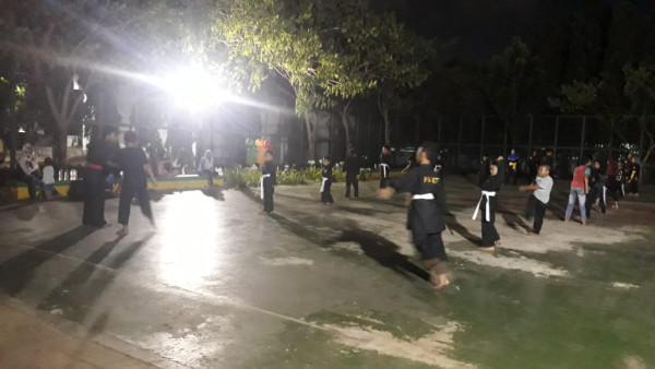 Latihan Silat Cimande Tengah