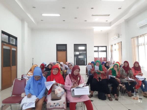 Rapat Komposisi Menu PMT Balita dan Lansia