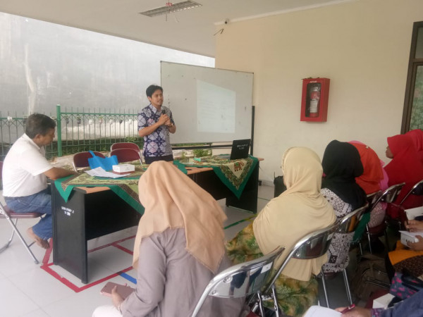 Kegiatan Sosialisasi Kecacingan bagi Guru PAUD, TK, SD dan Kader Posyandu