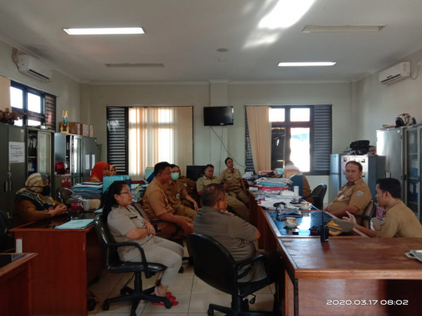 Rapat koordinasi di Kelurahan Utan Kayu Selatan