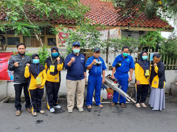 Monitoring Kegiatan penyemprotan Fogging Siklus 2 di RW 07 UKS