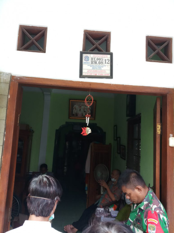 Koordinasi Terkait Covid 19 di Rumah Warga RW 08