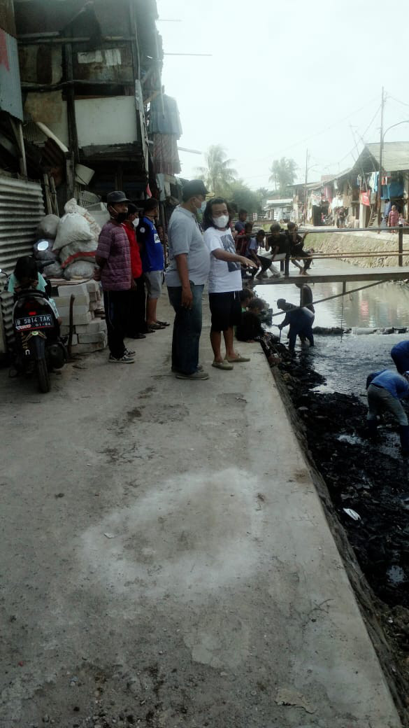 Monitoring AKMP oleh Kasie Kesra Kelurahan Utan Kayu Selatan