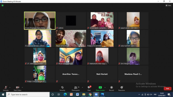 Kegiatan Pengelola RPTRA Memfasilitasi Zoom Mendongeng Pokja 2 PKK Kelurahan Pisangan Baru
