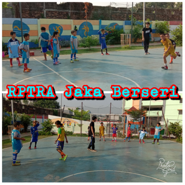 latiihan futsal RW 08 di RPTRA Jaka Berseri