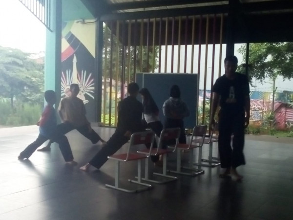 Pencak silat PHS (Perisai Hati Siliwangi)