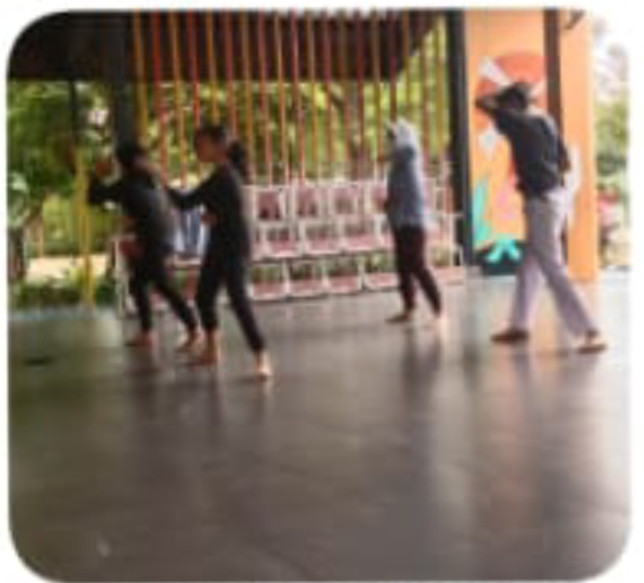 LATIHAN KOREO PENCAK SILAT SMP 184