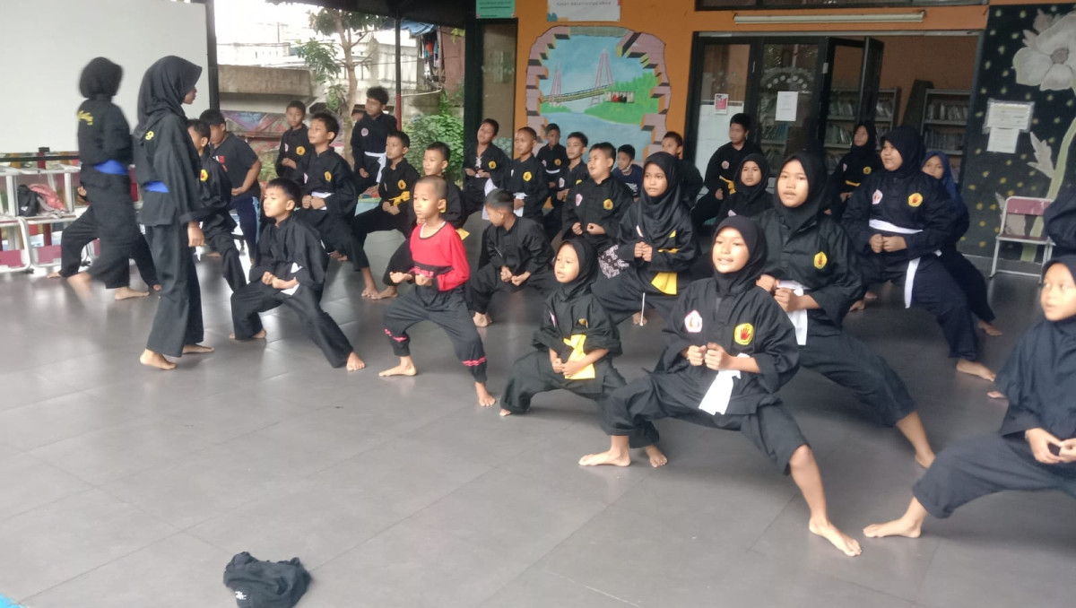 LATIHAN PENCAK SILAT PERGURUAN PANCA SUKMA