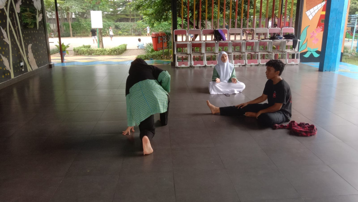 LATIHAN DRAMA SMA MALAHAYATI