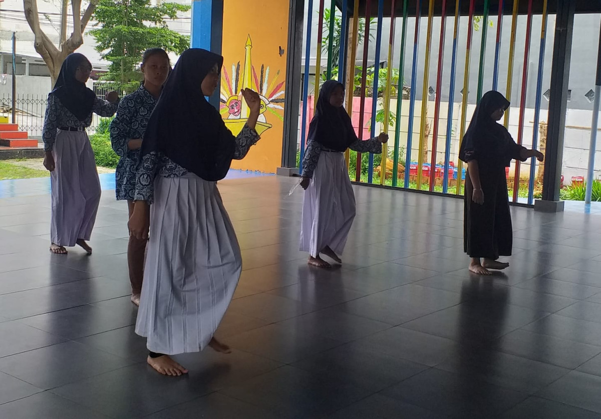 latihan senam sdn 015