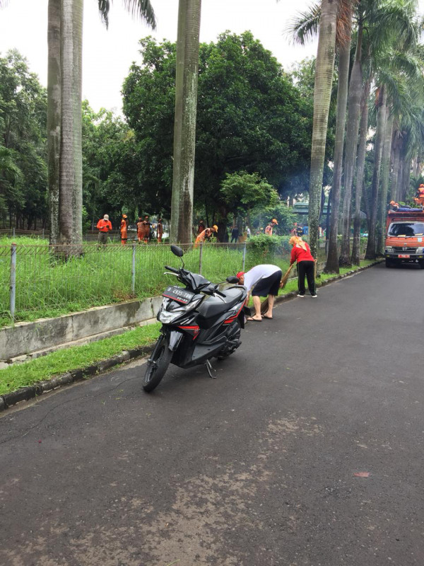 Kerja Bakti oleh PPSU