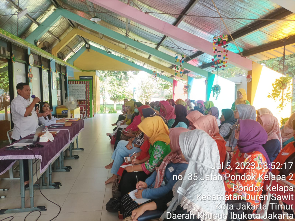 Kegiatan Peningkatan Wawasan kader Posyandu Kelurahan Pondok Kelapa