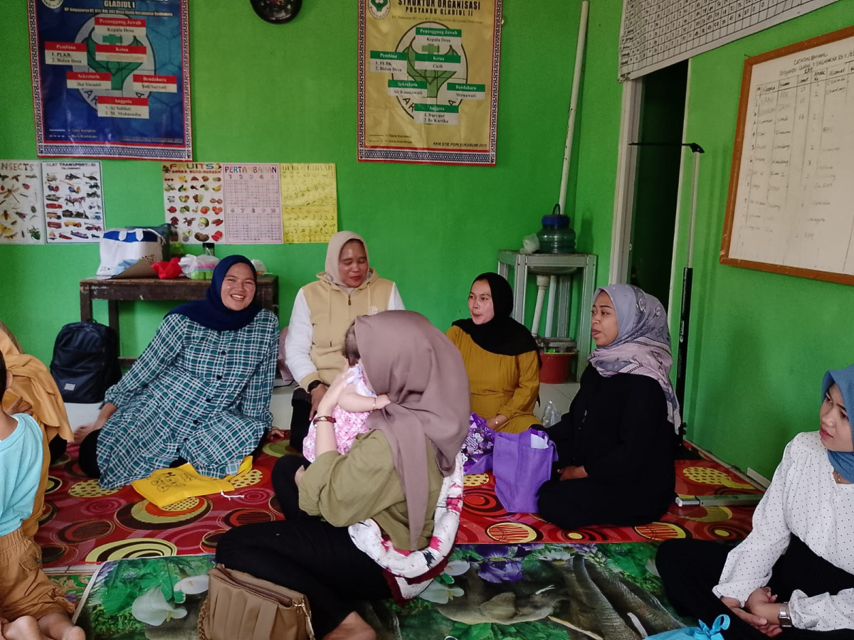 kegiatan pembinaan orang tua hebat di kelompok kegiatan BKB An-Nurul Huda (Gladiul 2) Desa Cisitu