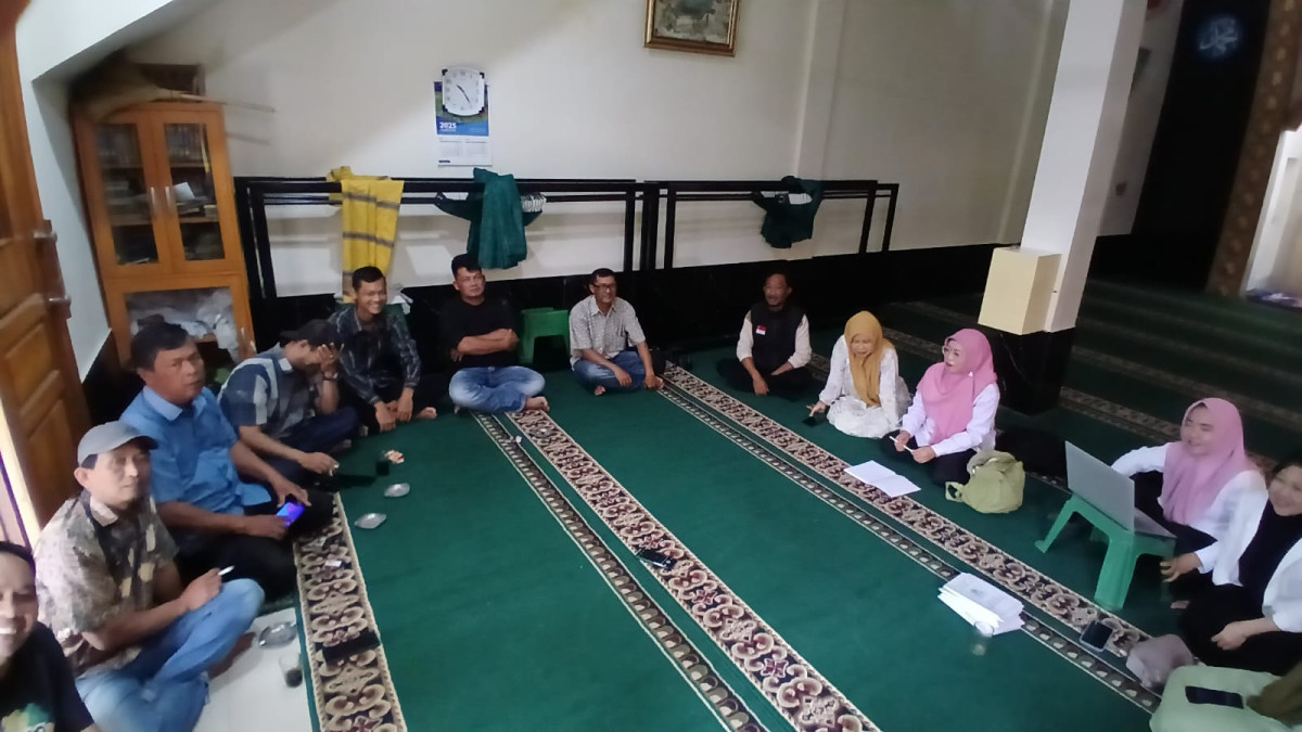 SOSIALISAI KEGIATAN KAMPUNG KELUARGA BERKUALITAS (KB) DI KP DUKUH RW 07