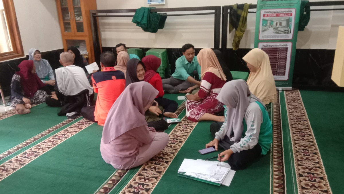 Antusias warga dalam kegiatan posyandu