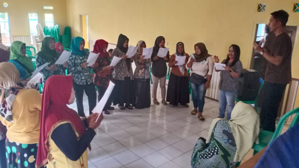 Latihan Paduan Suara