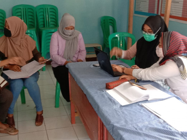 Kunjungan Rutin Pembina Kampung KB Cinta