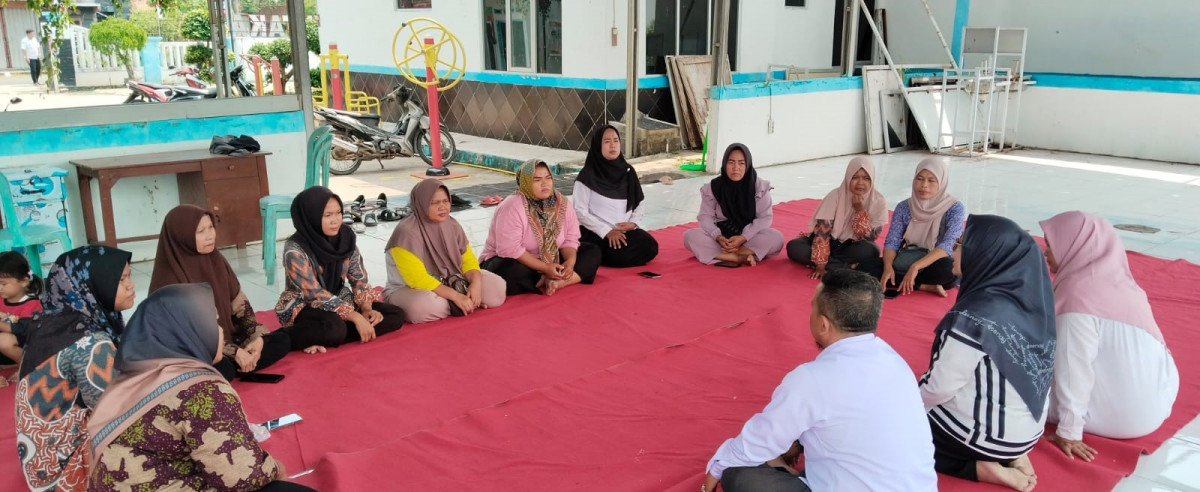 Melakukan Pembinaan Kampung KB desa binaanyang mendapat fasilitasi intensifikasi dan ekstensifikasi kegiatan bangga kencana