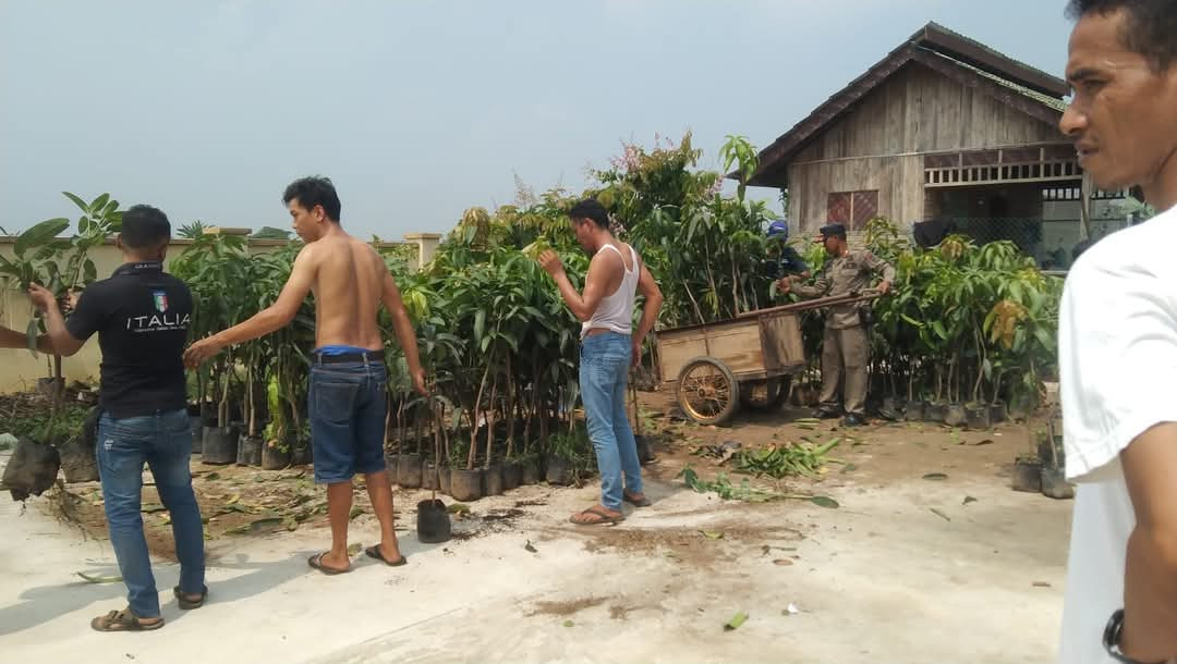 Kerja Bakti Desa Cikalong