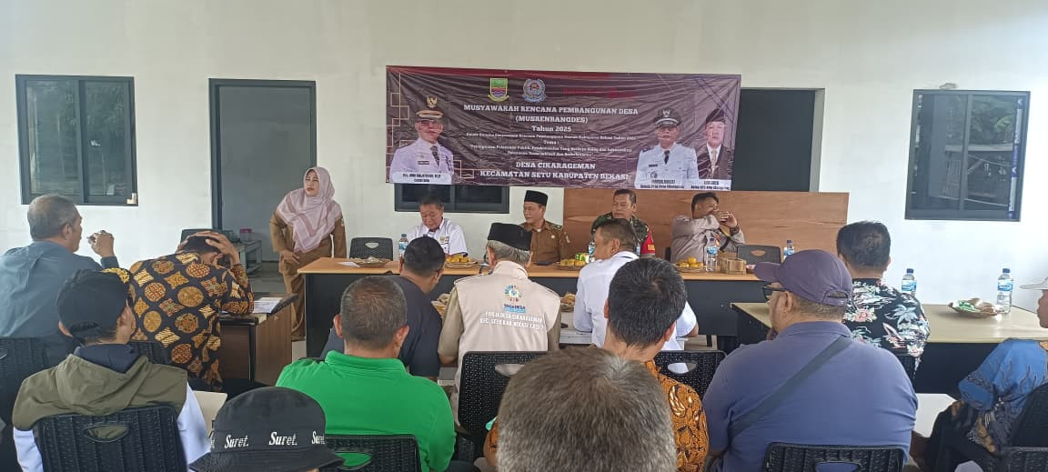 MELAKUKAN KEGIATAN POSYANDU