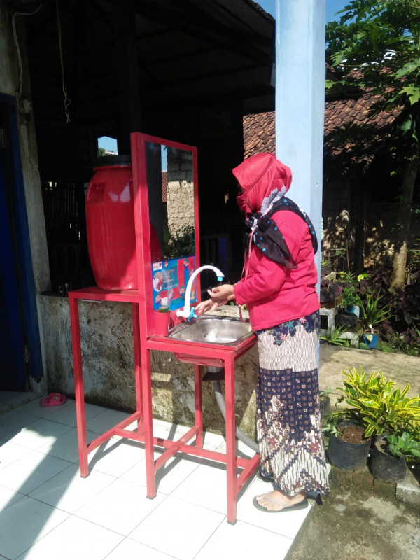 Penerimaan Bantuan Alat Cuci Tangan dari BKKBN Prov Jabar
