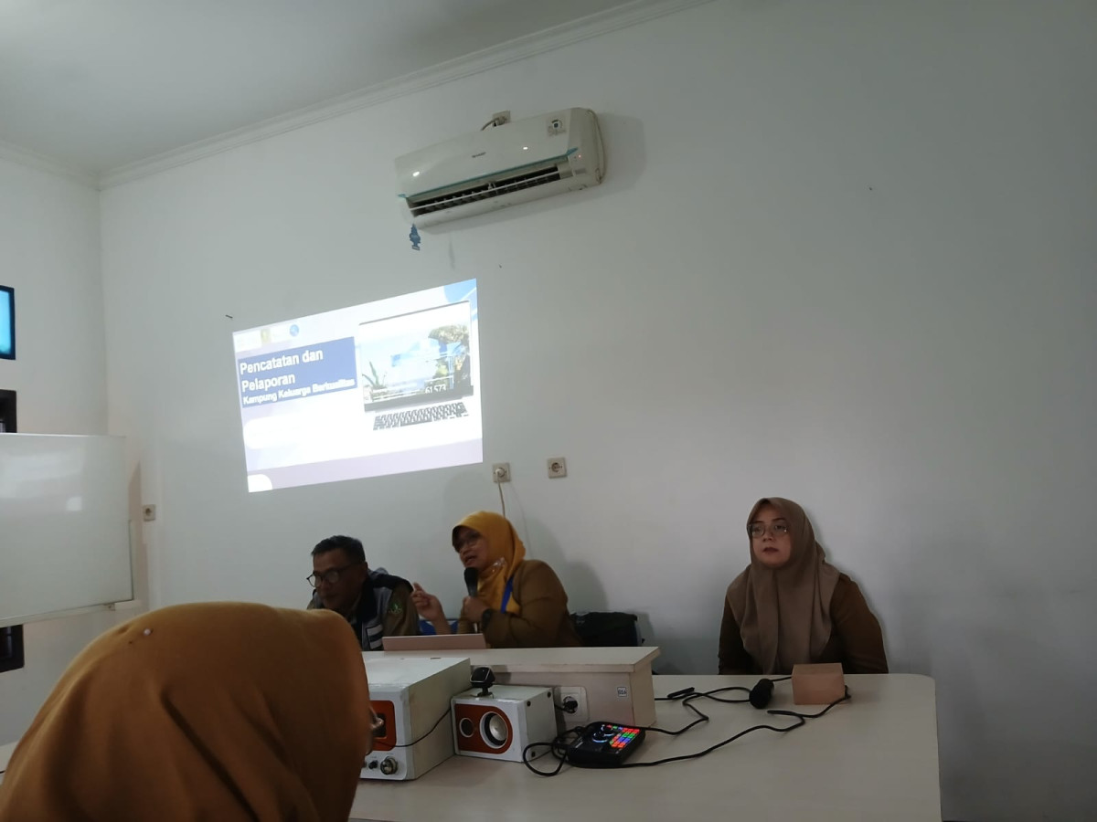 Pemaparan teknis input data web Kampung KB