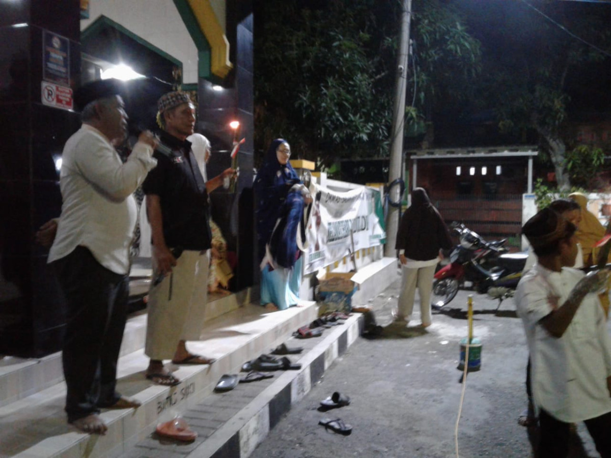 Istigosah dan pawai obor kampung kb rinjani