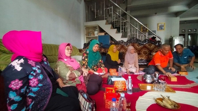 PEMBERDAYAAN PEMBINAAN EKONOMI KELUARGA DALAM UPAYA PERWUJUDAN KEMANDIRIAN EKONOMI