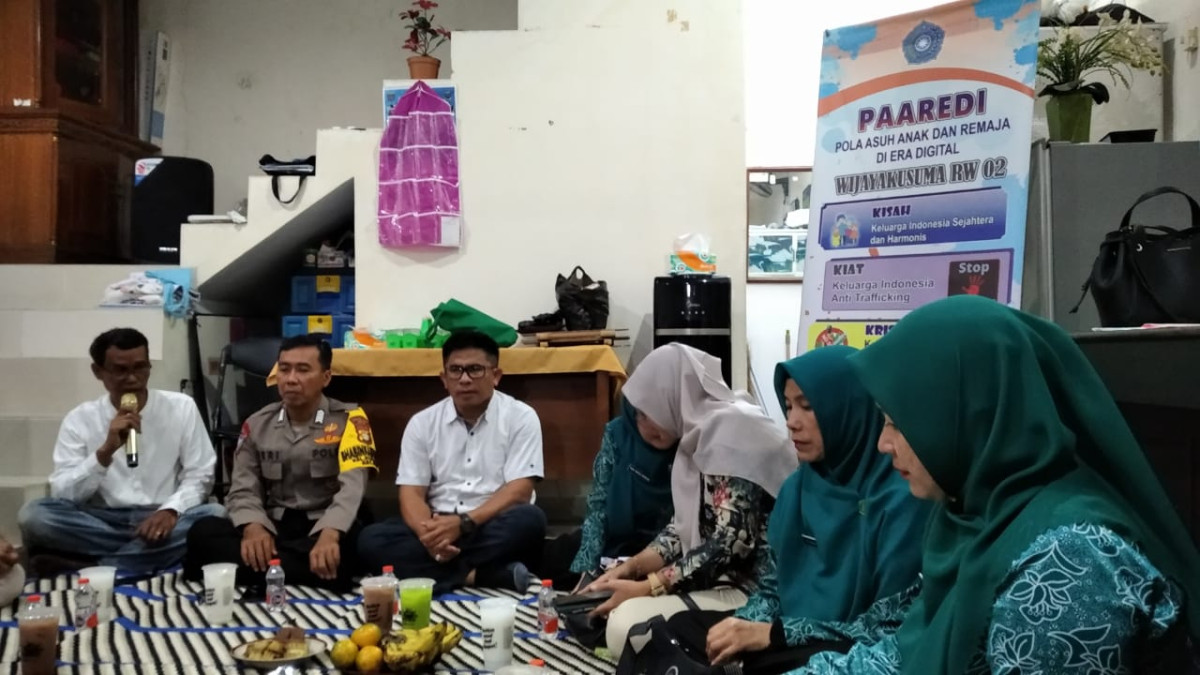 Sosialisasi kegiatan PAAR REDI (POLA ASUH ANAK DAN REMAJA DI ERA DIGITAL)