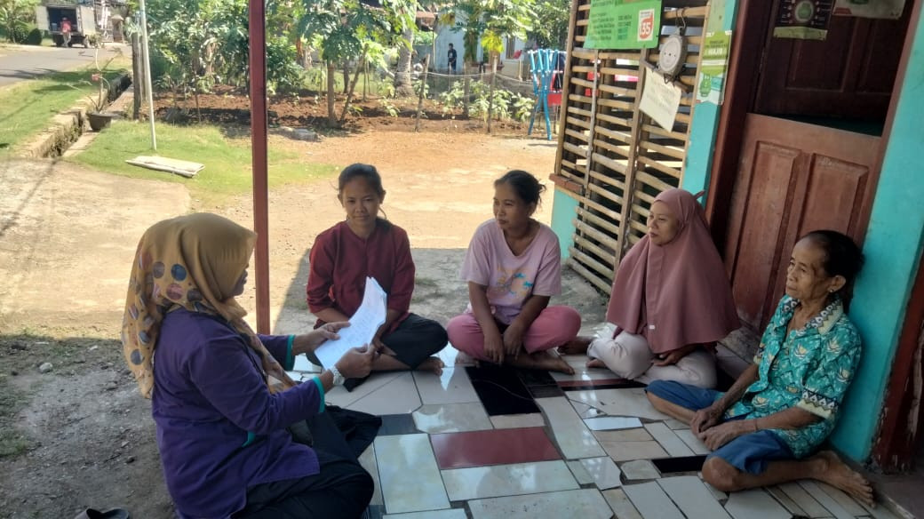 Sosialisasi keluarga yang memiliki lansia