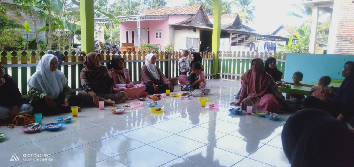 Kegiatan Fatayat NU di Masjid